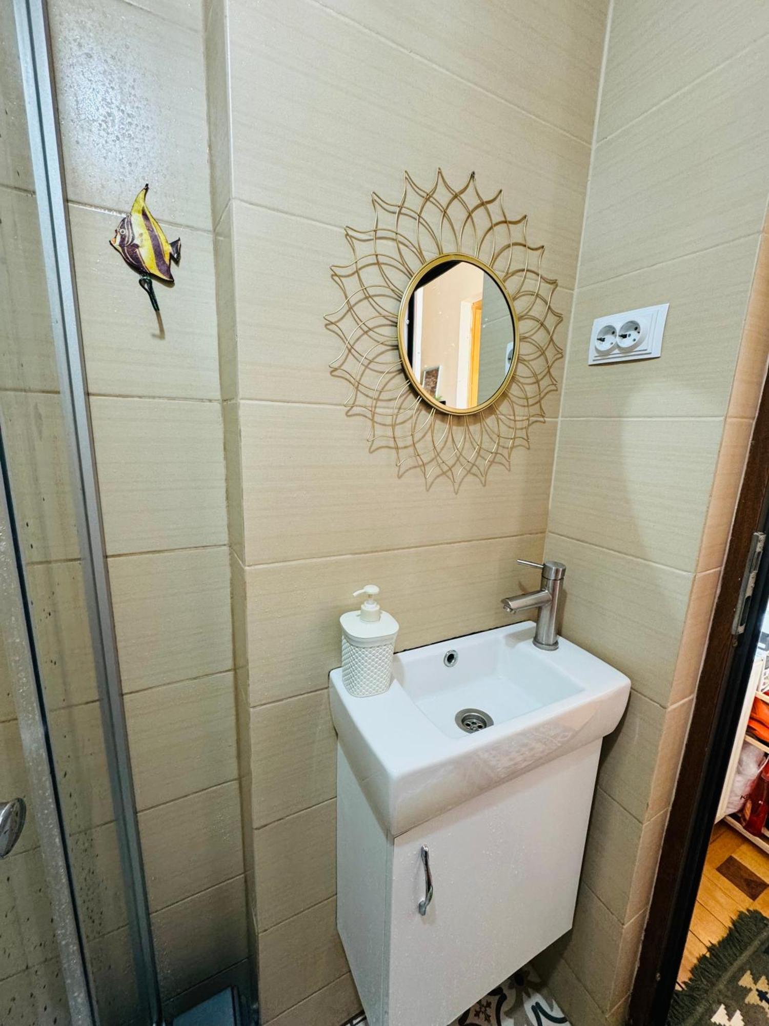 Sky Guest House Tbilisi Exterior foto