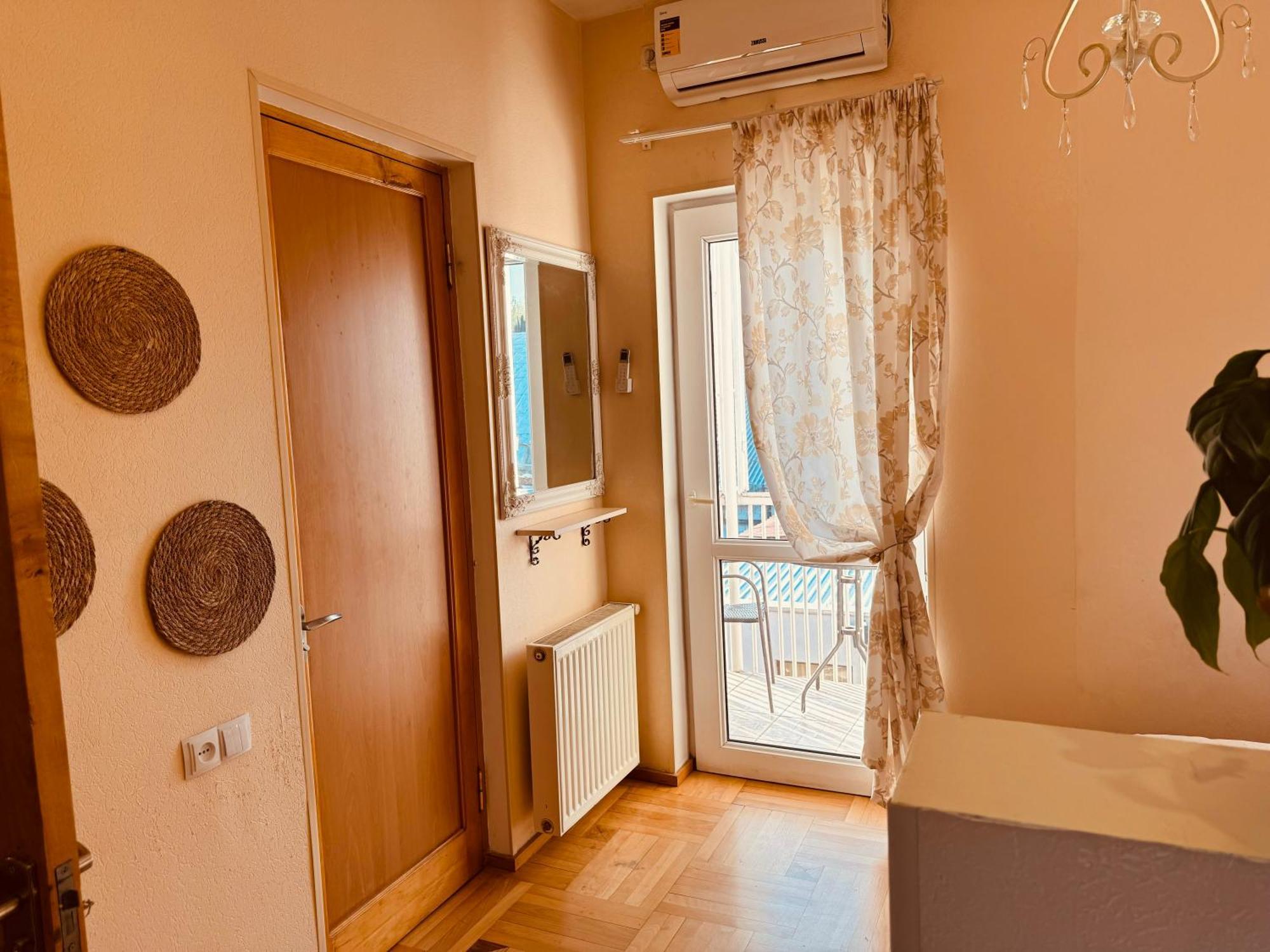 Sky Guest House Tbilisi Exterior foto
