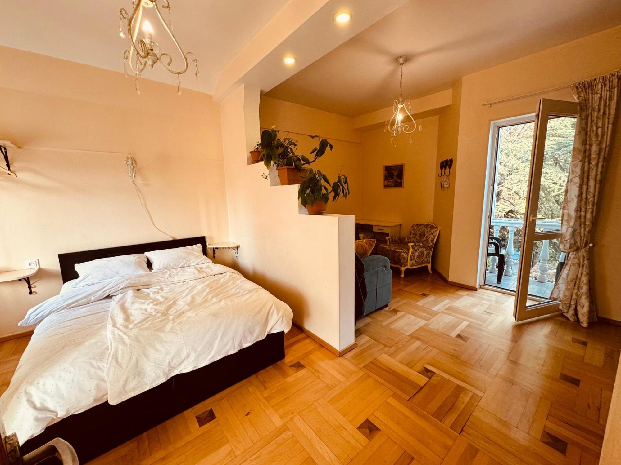 Sky Guest House Tbilisi Exterior foto